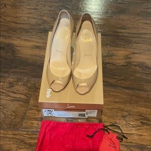 Christian louboutins nude peep toe